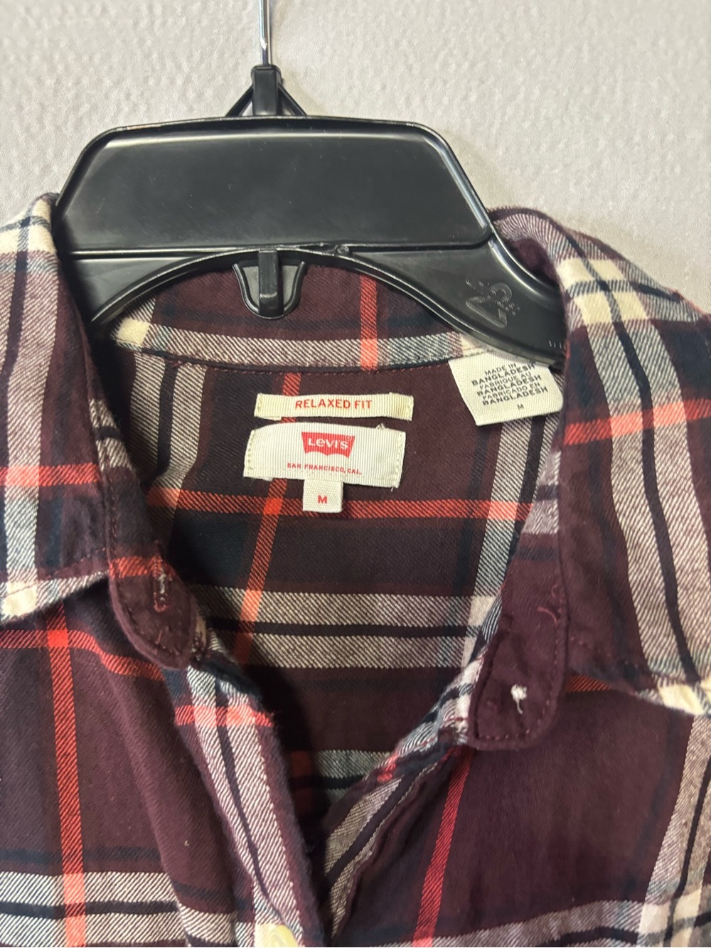 Levi's Women’s Maroon and White Plaid Button-Down Relaxed Fit Shirt - Picture 2 of 2